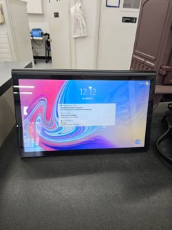 Samsung Galaxy View 2 17 inch folding tablet