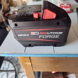 Milwaukee M18 Red Lithium FORGE HD 12.0