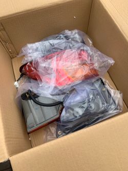 Lexus is350 2006 back taillights