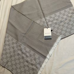 AUTHENTIC GUCCI Ecru GG Wool Half GG Scarf 40x180 Brand New With Tags. RRP: €490 Equivalent Of $535. From And Made In Italy 
