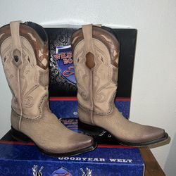 MEN BOOTS