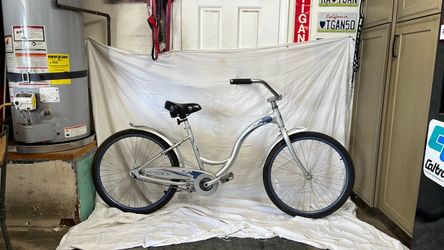 TREK brand 26” single speed, coaster Brake beach cruiser, bicycle ready to ride