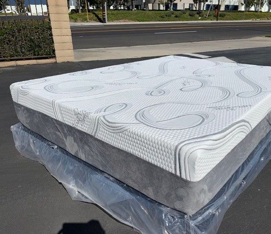 Queen Memory Foam
