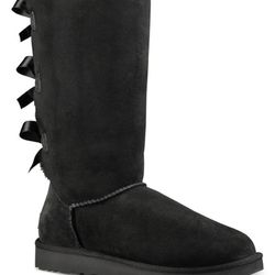 Sz 7 Baily BLACK Uggs