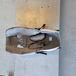 Burley Bee Baby Snuggler