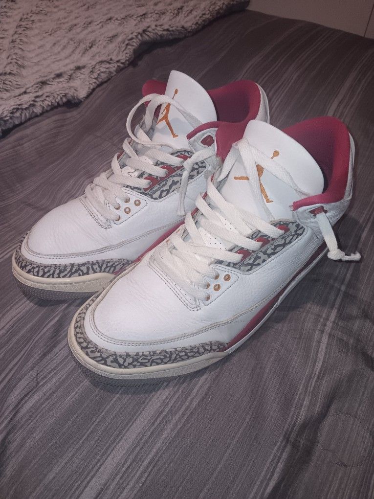 Retro Jordan 3s