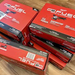 BNIB Milwaukee M18 FUEL 4-1/2 in./5 in. grinder paddle switch 2880-20