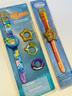 VINTAGE DISNEY STORE KIDS WRIST WATCH SET PIXAR FINDING NEMO & WINNIE THE POOH NEED BATTERIES