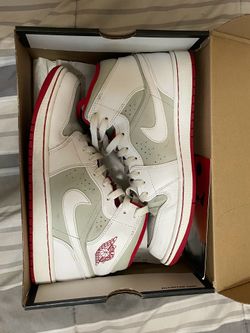 Air Jordan 1 “Bugs Bunny”
