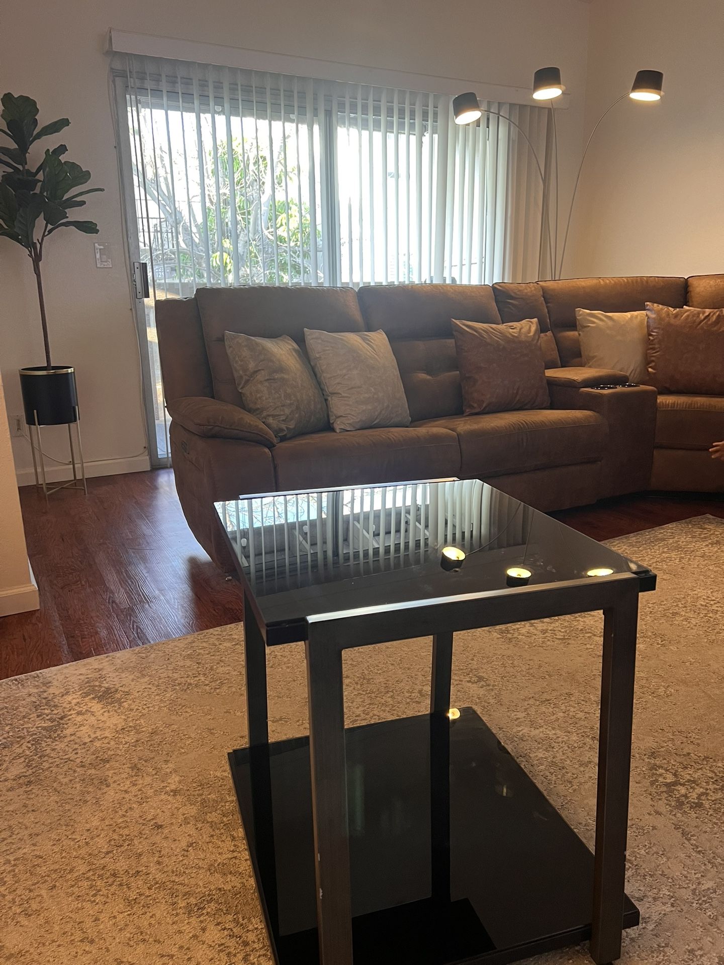 2 Matching End Tables / Black Top