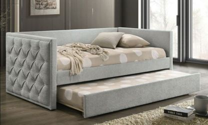 Brand New Grey Twin Size Daybed w Trundle Bed