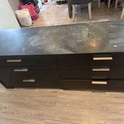 Drawer dresser