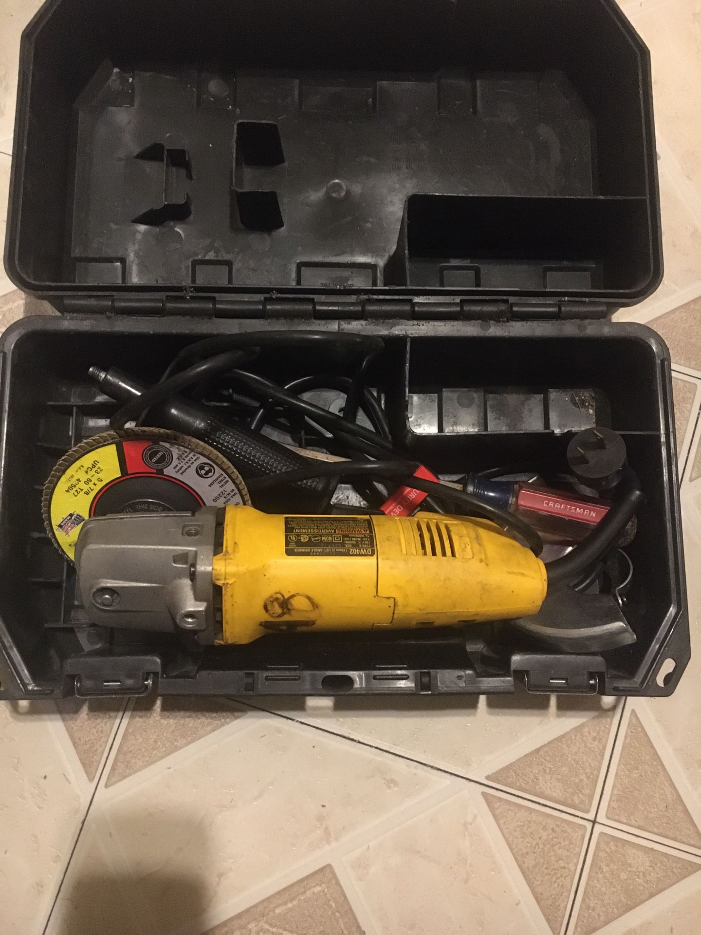 Dewalt Grinder Tools & Machinery