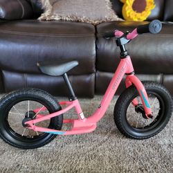 Specialized Hotwalk Balance Bike