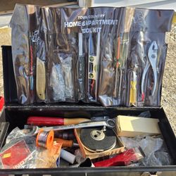 OLD TOOLCHEST WITH TOOLS 