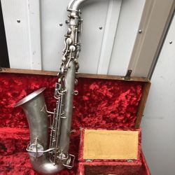 Antique 1920s Buescher Alto Saxophone