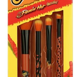 new Flamin' Hot Cheetos 4 Pc Cosmetic Make Up Brush Set LIMITED EDITION.
nib