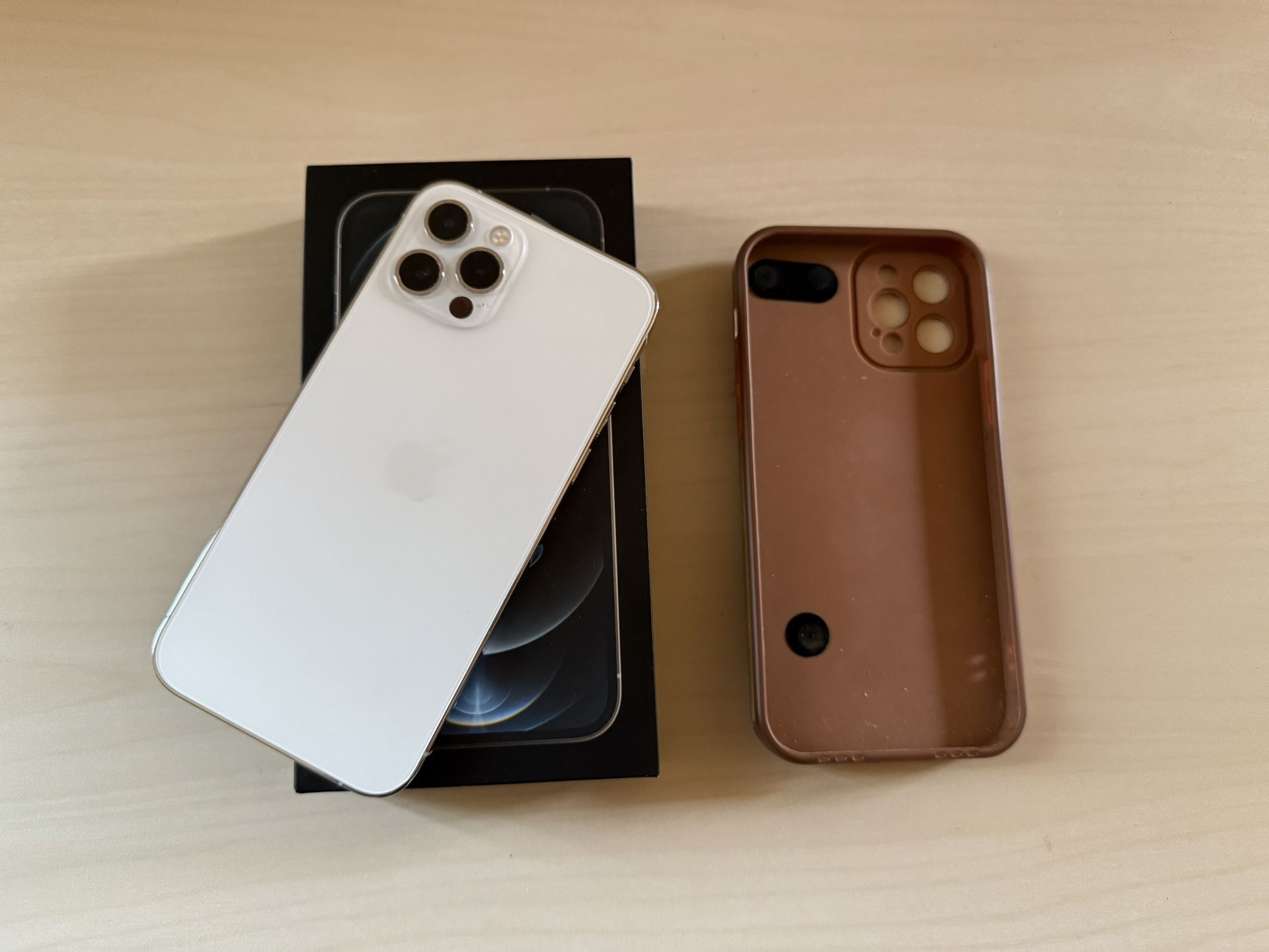 Apple iPhone 12 Pro 5G 128GB Silver In Original Box 