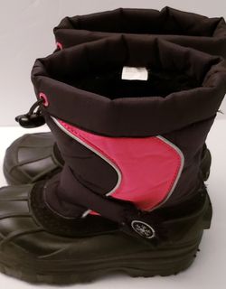 Girls warm 11M snow boot pink black