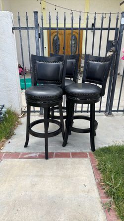 Black Barstools / Chairs / High Chairs
