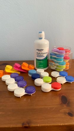 Multi-purpose Contact Lens Solution and 26 Contact Lens Cases