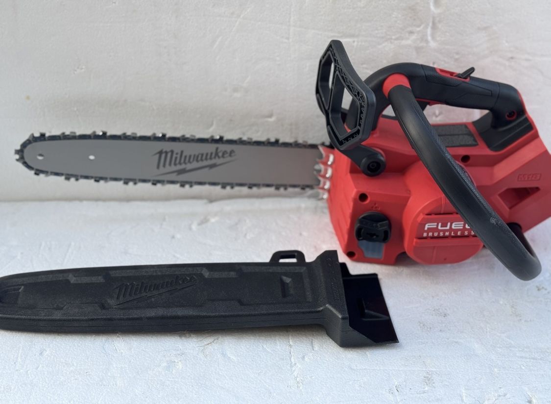 Milwaukee M18 FUEL 14 in. 18V Lithium-Ion Brushless Cordless Battery Top Handle Chainsaw (Tool Only)