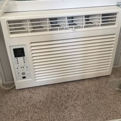 Window Air conditioner 