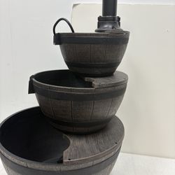 Outdoor 3 Tier Water Barrel Fountain
