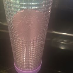 Starbucks cup with lid and straw