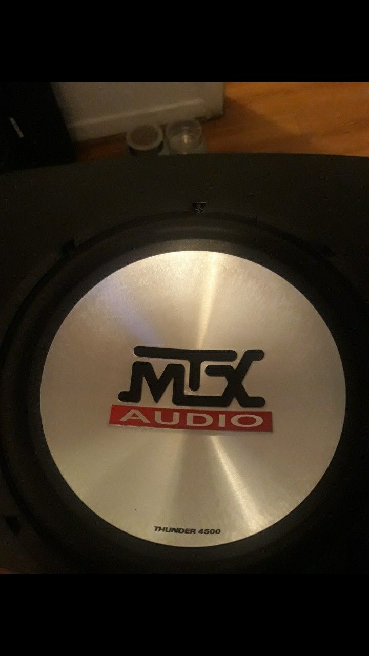 2  10 Inch MTX Thunder 9400 Subwoofers