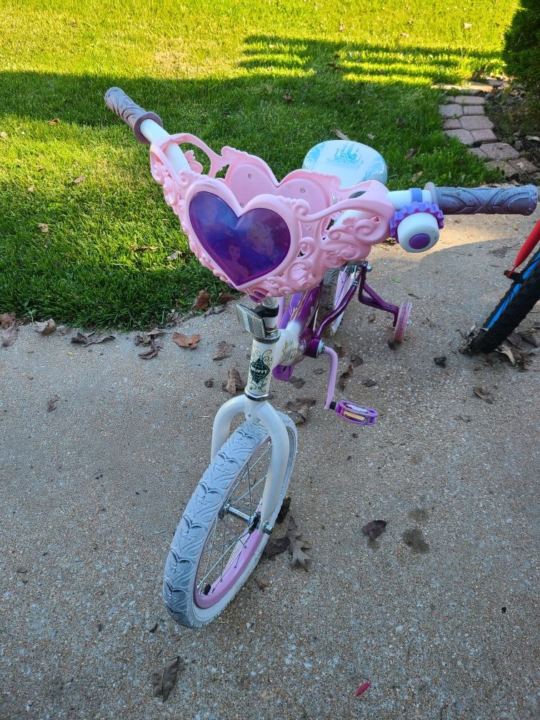 Girl toddler bicycle
