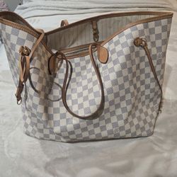 LOUIS VUITTON TOTE BAG