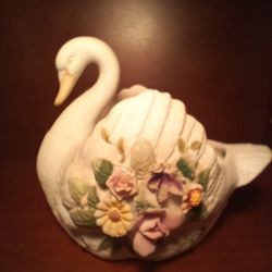 Vintage Lefton porcelain swan planter or trinket dish