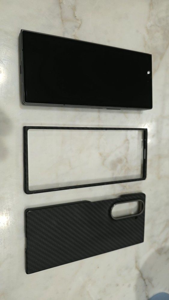 Samsung Galaxy Fold 6 - Like New! (512GB)