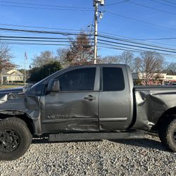 2009 Nissan Titan Runs Mint  Tons If Parts Or Great Project
