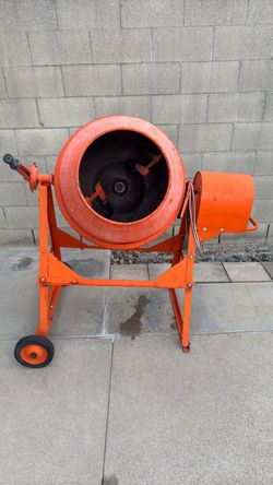 Cement mixer