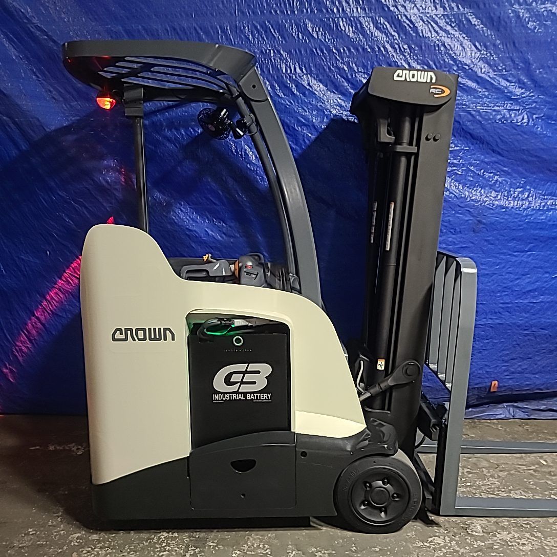 2014 Crown Electric Stand-Up Forklift RC5530-30 With New Battery- 7
