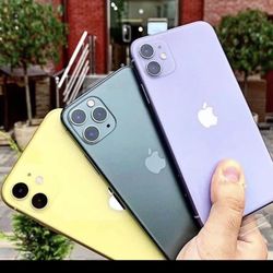 Apple iPhone 📲  ( Read Description ) 