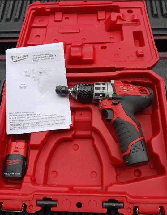 Milwaukee Drill 12V