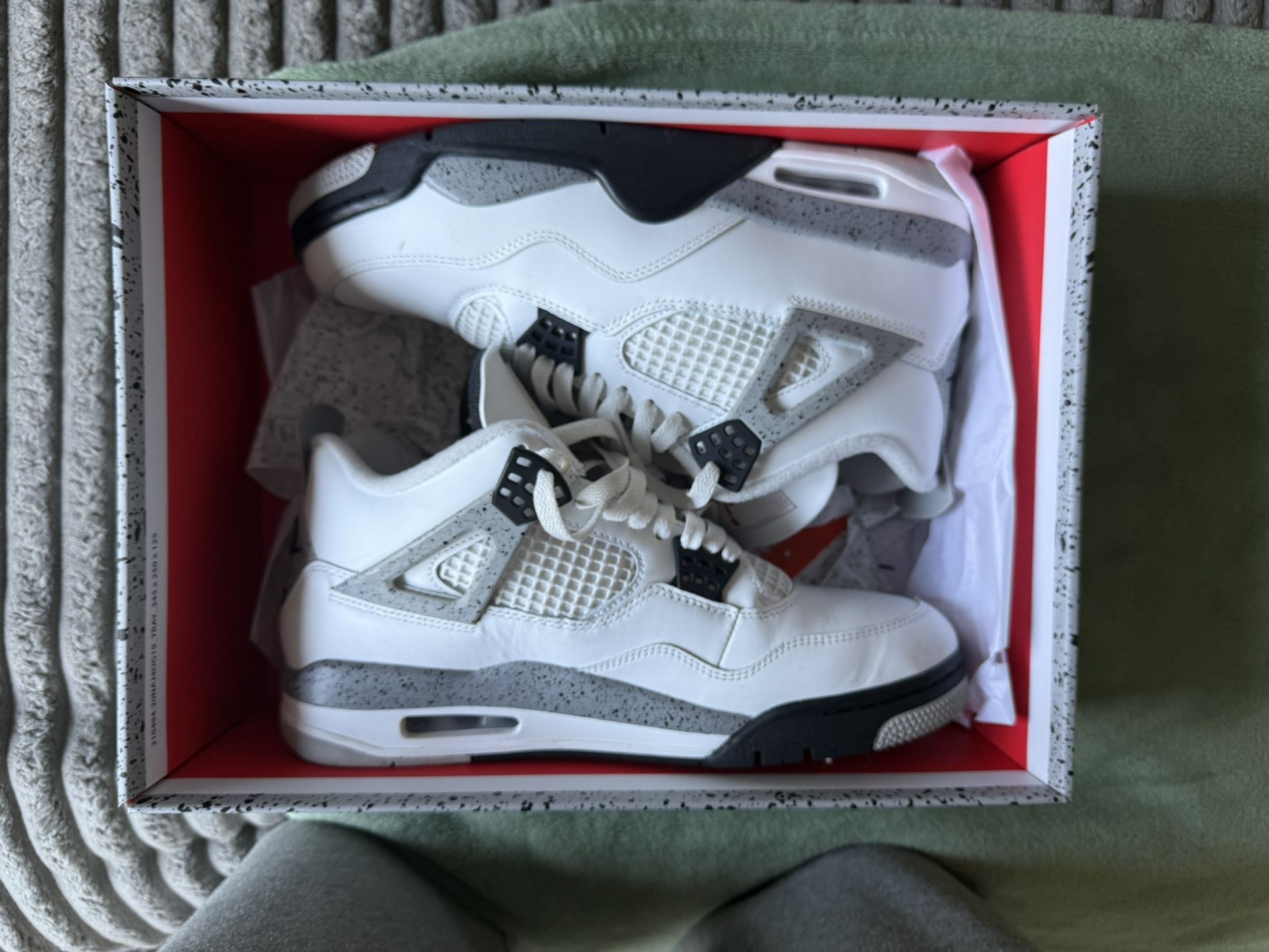 Jordan 4 Cement