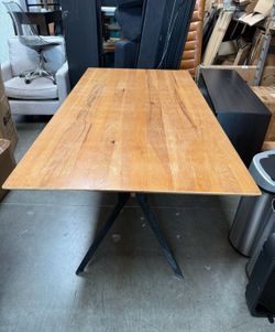 Modern Oak Finish Dining Table Industrial Metal Base 63x35