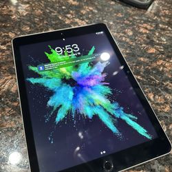 iPad 32GB Like New
