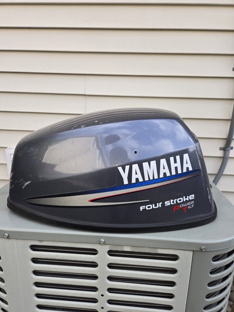 Yamaha Outboard 8hp Cowling