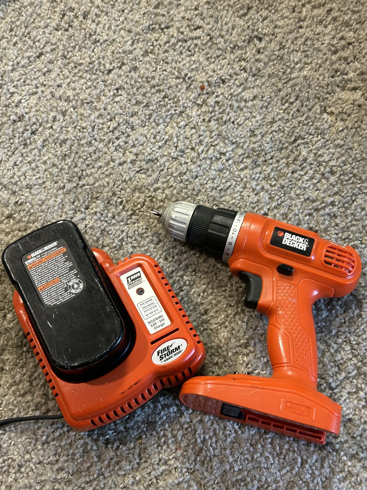 Black & Decker Drill w/ Battery and Charger