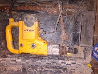 120 Volt DeWalt Hammer Drill