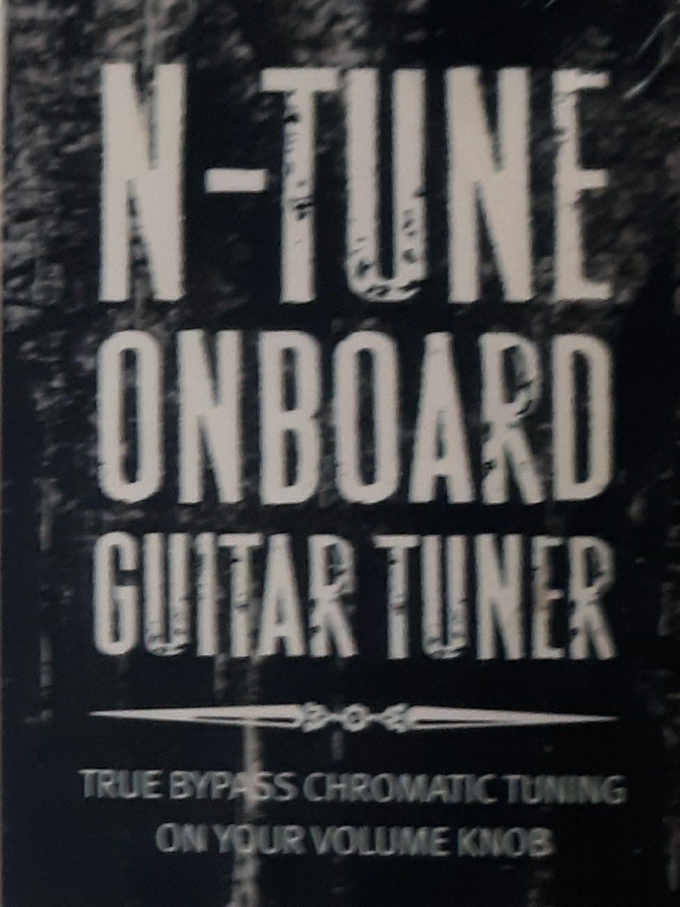 N-TUNE GUITAR TUNER