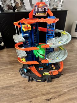 Hit Wheels City Garage Set