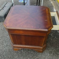 bedside lamp dresser with drawer