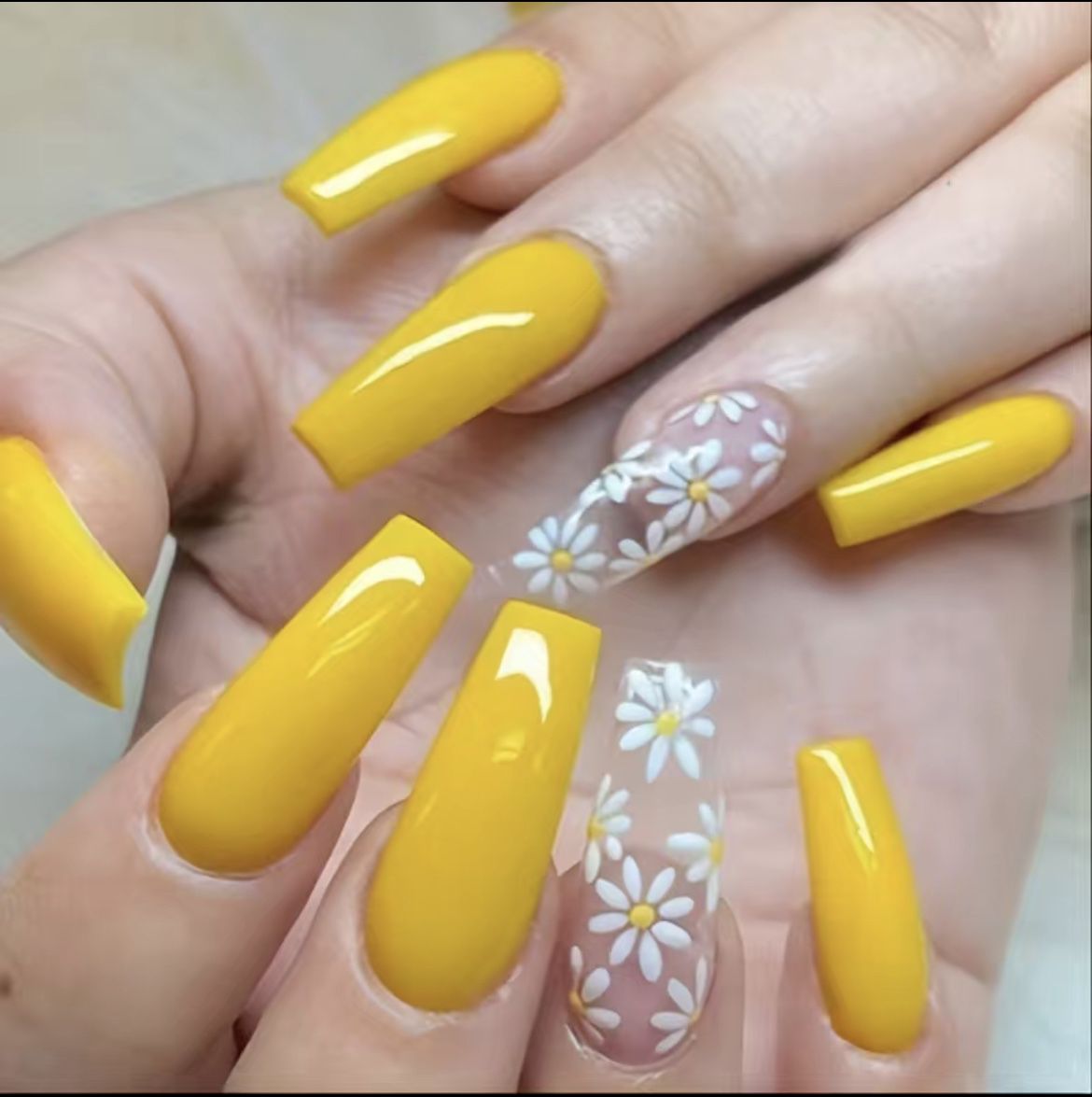 Yellow And White Camellia Autumn False Nail, Reusable Press On Fake Nail Artificial Finger Nail For Women & Girls
