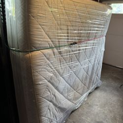 California King Sealy Mattress With Metal Bed Frame